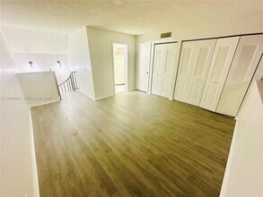 33 Deer Creek Rd in Deerfield Beach, FL - Building Photo - Building Photo