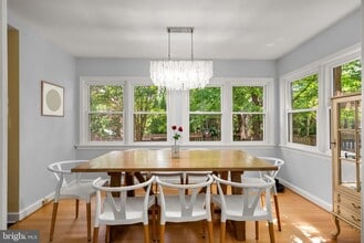 3524 Davenport St NW in Washington, DC - Foto de edificio - Building Photo