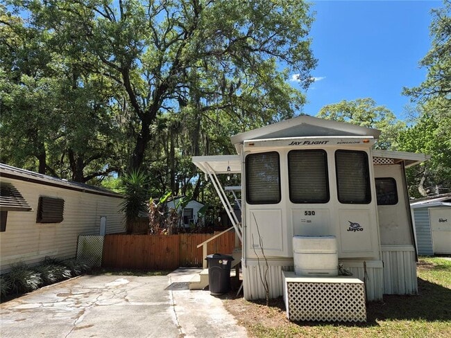 3000 Clarcona Rd