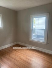 3573 W 120th St-Unit -Down in Cleveland, OH - Building Photo - Building Photo