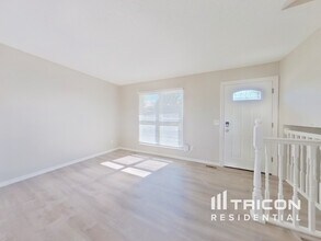 18139 E Bails Pl in Aurora, CO - Building Photo - Building Photo