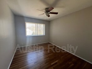 9111 Olive Blvd in St. Louis, MO - Building Photo - Building Photo