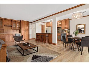 4424 Cedar Lk Rd S in Minneapolis, MN - Building Photo - Building Photo