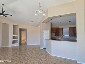 13221 S 176th Ave in Goodyear, AZ - Building Photo - Building Photo