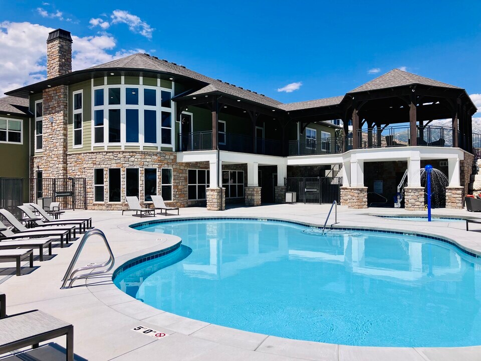 The Vue in Lehi, UT - Building Photo