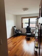 62-54 Dry Harbor Rd in Queens, NY - Foto de edificio - Building Photo