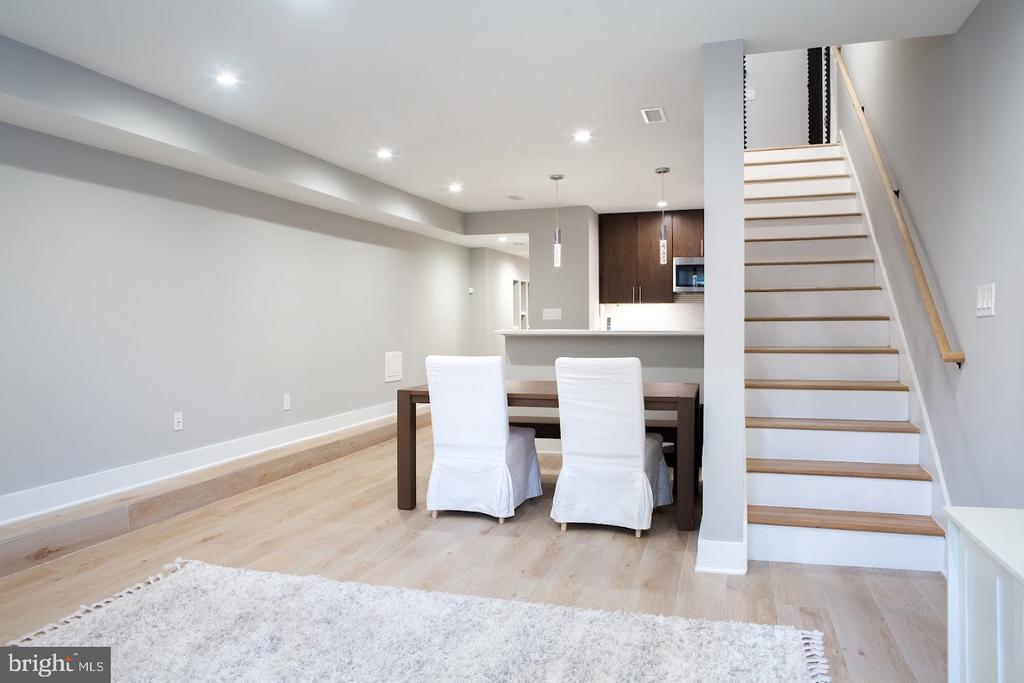 720 East Capitol St NE in Washington, DC - Building Photo