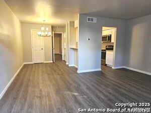 property at 2811 Woodbury Dr