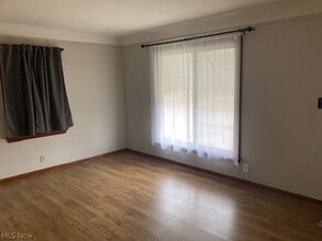 3001 Marmore Ave in Parma, OH - Building Photo - Building Photo