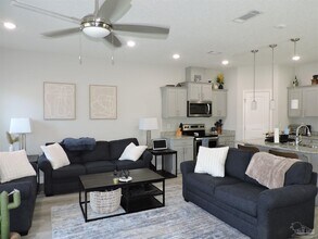 8845 Smiley Ct in Pensacola, FL - Building Photo - Building Photo