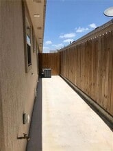705 E Myrtle Beach Ave, Unit 3 in McAllen, TX - Building Photo - Building Photo