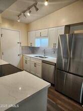 1719 W Royal Palm Rd in Phoenix, AZ - Building Photo - Building Photo