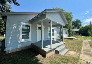 1101 Hall Ave, Unit A in Killeen, TX - Building Photo - Building Photo