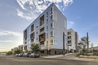 1898 S Bannock St, Unit 312 in Denver, CO - Building Photo - Building Photo