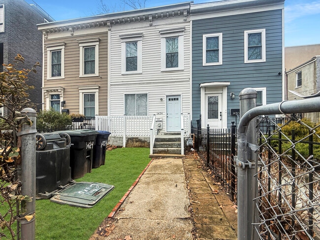 property at 1424 3rd St NW
