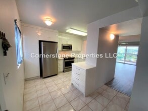 3054 Ala Poha Pl in Honolulu, HI - Building Photo - Building Photo