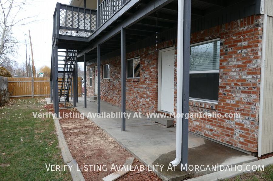 765 W Pine Ave in Meridian, ID - Foto de edificio