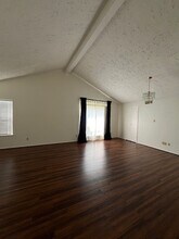 2010 Windy Meadow Dr in Sugar Land, TX - Building Photo - Building Photo