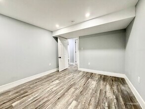 284 Deer Park Cir in London, ON - Building Photo - Building Photo