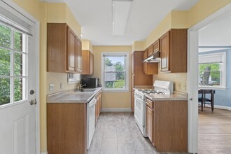 7210 Dartmouth Ave in College Park, MD - Building Photo - Building Photo