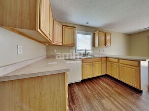 160 Concord Farm Rd in Englewood, OH - Building Photo - Building Photo