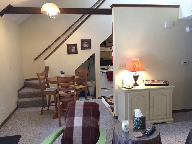 3922 Ontario St in Ames, IA - Foto de edificio - Building Photo