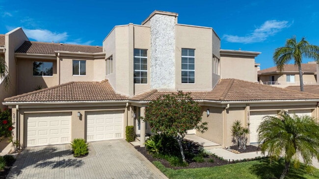 2013 Harbour Links Dr in Longboat Key, FL - Building Photo - Building Photo