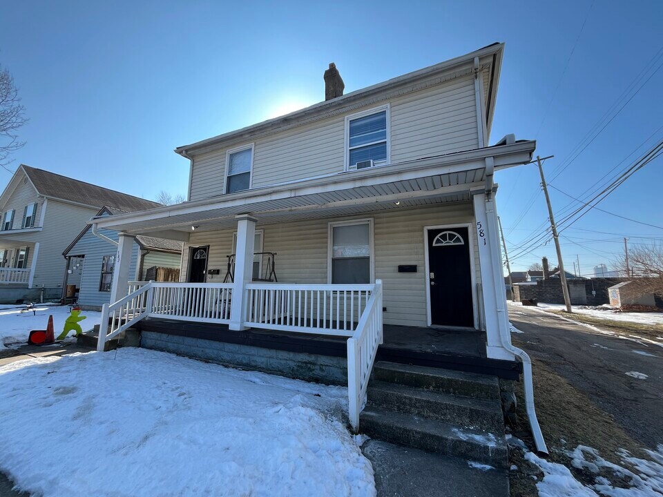 581 E Starr Ave in Columbus, OH - Building Photo