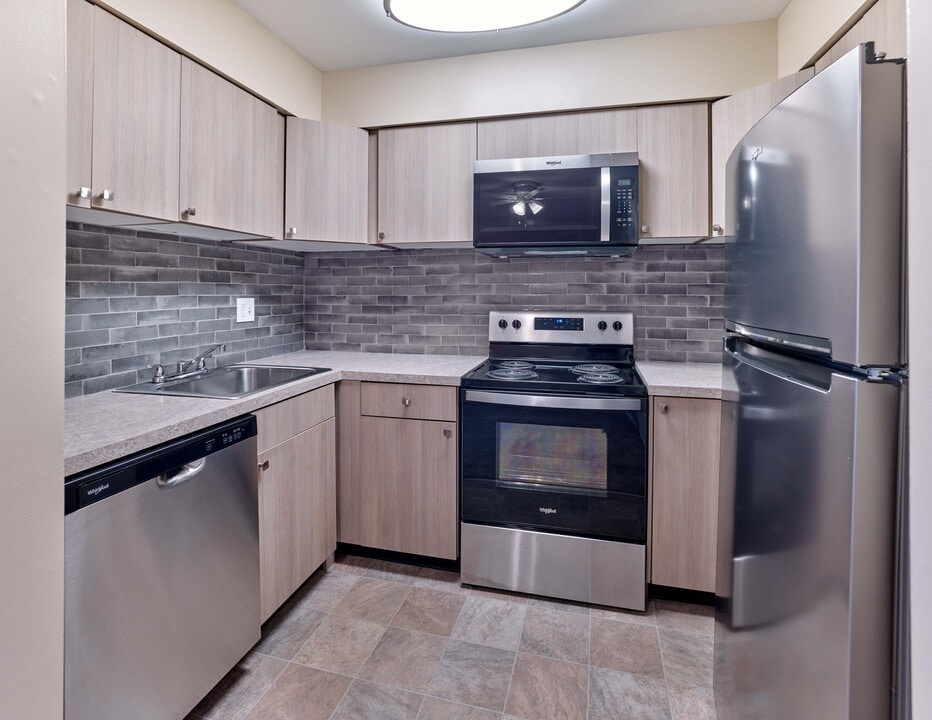 42 West in Merchantville, NJ - Building Photo