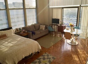 61 Brookline Ave, Unit 421 in Boston, MA - Building Photo