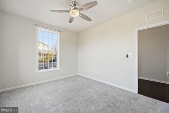 23445 Millville Woods Square in Ashburn, VA - Building Photo - Building Photo