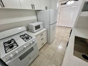 3800 SW 102nd Ave, Unit 117 in Miami, FL - Foto de edificio - Building Photo