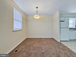 9754 E Roosevelt Blvd in Philadelphia, PA - Building Photo - Building Photo