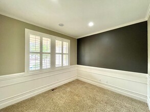 23764 SE 243rd St in Maple Valley, WA - Foto de edificio - Building Photo