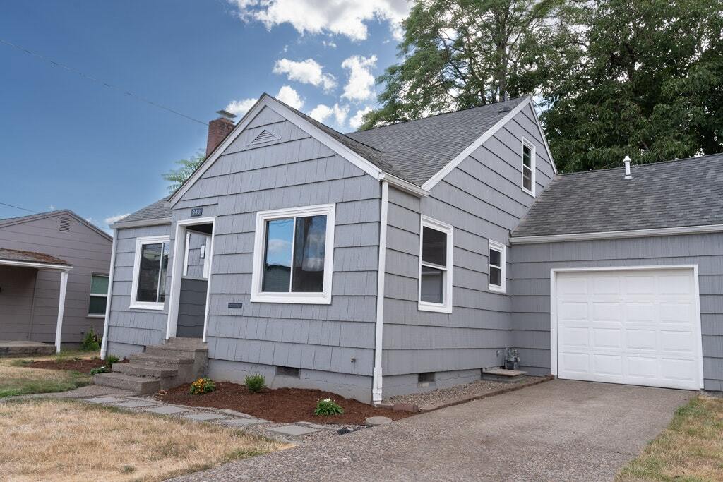 340 Broad St N in Monmouth, OR - Building Photo