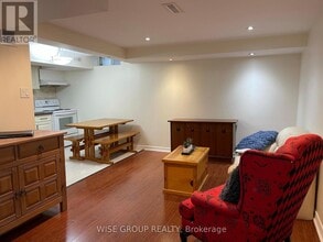 71 Greenbelt Crescent in Richmond Hill, ON - Building Photo - Building Photo