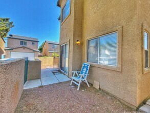 5278 Sacha Way in Las Vegas, NV - Building Photo - Building Photo