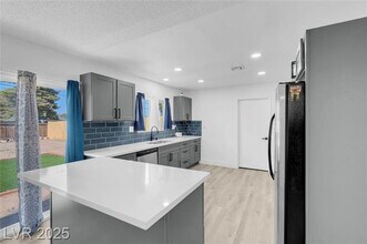 1411 Norman Ave in Las Vegas, NV - Building Photo - Building Photo