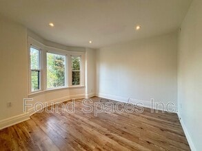 32 Arthur Ave S in Hamilton, ON - Building Photo - Building Photo