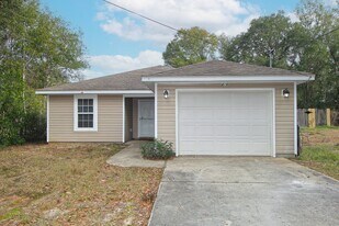 416 Bremen Ave in Pensacola, FL - Building Photo