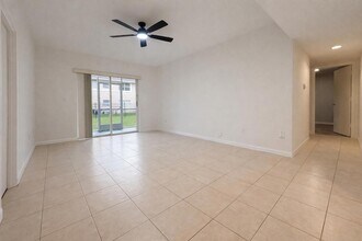 10151 W Atlantic Blvd, Unit H1 in Coral Springs, FL - Building Photo - Building Photo