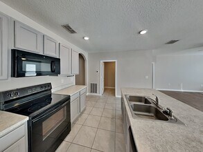 361 Honey Bell Rd in Winter Haven, FL - Building Photo - Building Photo