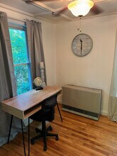 14 Lothrop St in Auburn, ME - Building Photo - Building Photo