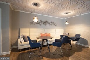 1699 Yale Pl in Rockville, MD - Building Photo
