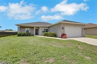 1314 NW 7th Ave in Cape Coral, FL - Building Photo