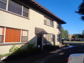 501 S 4th St, Unit A8 in Harlingen, TX - Building Photo