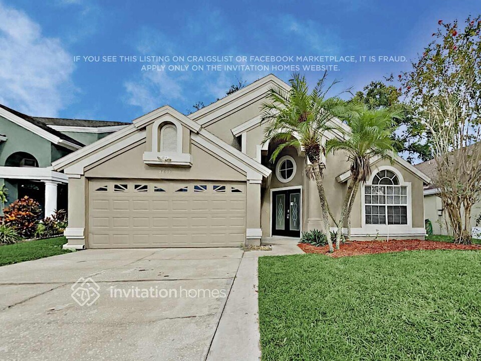 2802 Mystic Cove Dr in Orlando, FL - Foto de edificio