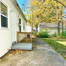 1002 E Florida Ave in Urbana, IL - Building Photo - Building Photo