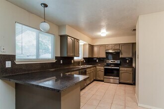 22506 Spring Gate Dr in Spring, TX - Building Photo - Building Photo