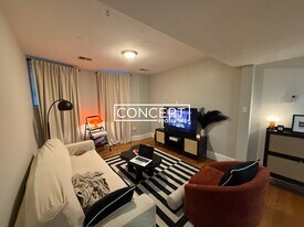 276-278 Parker Hill Ave. Unit B in Boston, MA - Building Photo